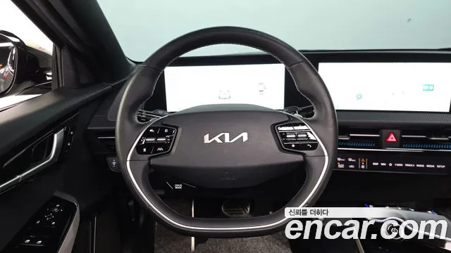 Kia EV6 — Фото автомобиля 13