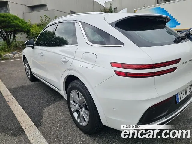 Genesis GV70 — Фото автомобиля 3