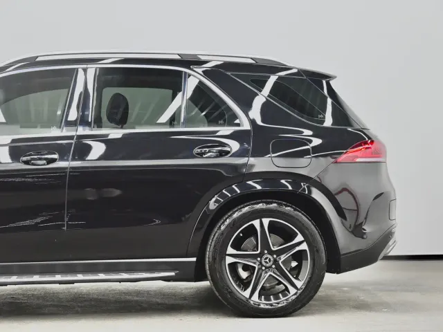 Mercedes-Benz GLE-Class — Фото автомобиля 19