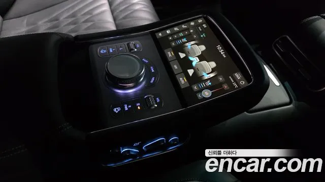 Genesis G90 Бензин 3.5 турбо AWD — Фото автомобиля 14