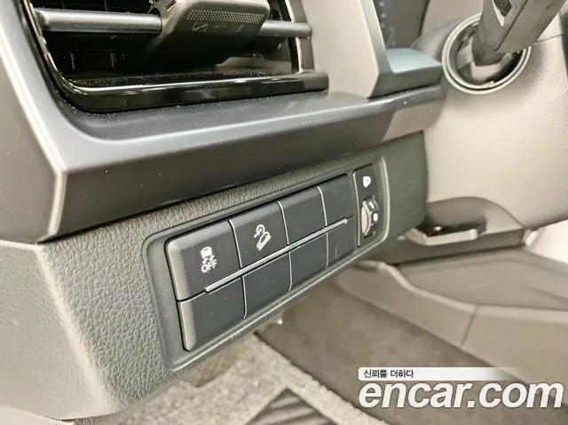 KG_Mobility_Ssangyong Musso Musso (Q300) Бензин 2.0 4WD — Фото автомобиля 16