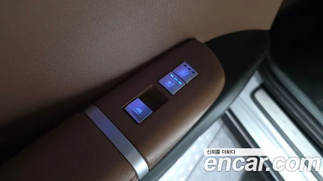 Hyundai Grandeur Grandeur (GN7) 2.5 Бензин 2WD — Фото автомобиля 5