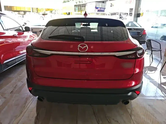 Mazda CX-4 — Фото автомобиля 5
