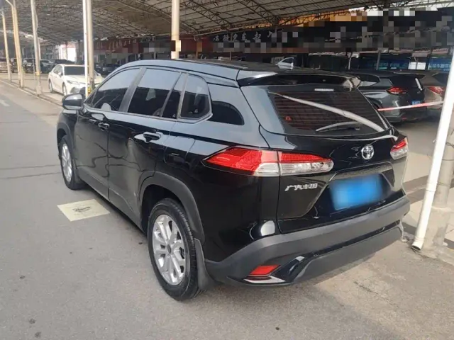 Toyota Frontlander — Фото автомобиля 4