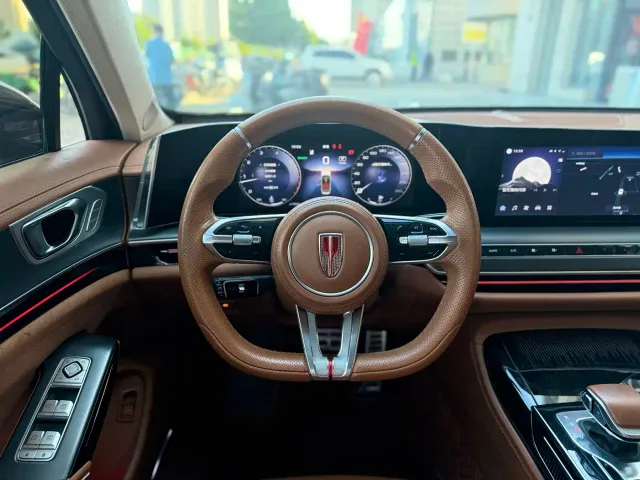 Hongqi H9 — Фото автомобиля 14