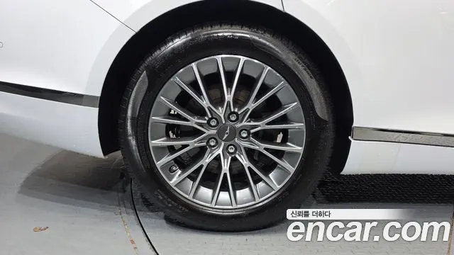 Genesis G80 Бензин 2.5 турбо AWD — Фото автомобиля 21