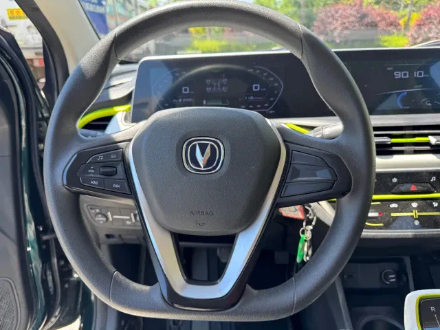 Changan Benben E-Star — Фото автомобиля 11