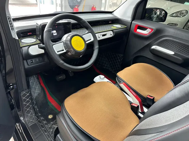 Wuling Hongguang Mini EV — Фото автомобиля 10