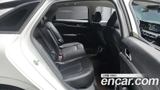 Kia K5 K5 3 поколение 2.0 LPI(Для проката) — Фото автомобиля 12