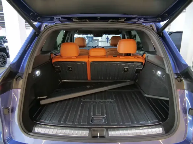AITO Wenjie AITO M7 2026 Extended Range Ultra AWD 5-Seater — Фото автомобиля 14