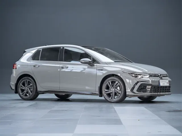 Volkswagen Golf — Фото автомобиля 9