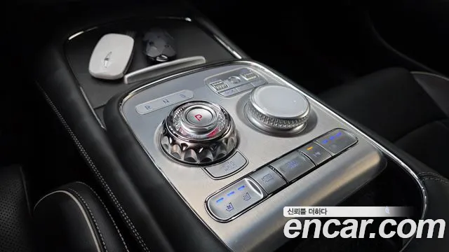 Genesis G90 Бензин 3.5 турбо AWD — Фото автомобиля 9