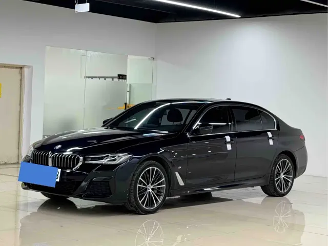 Фотография автомобиля — BMW 5 Series