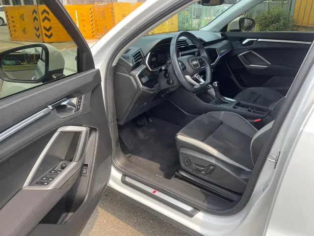 Audi Q3 — Фото автомобиля 11
