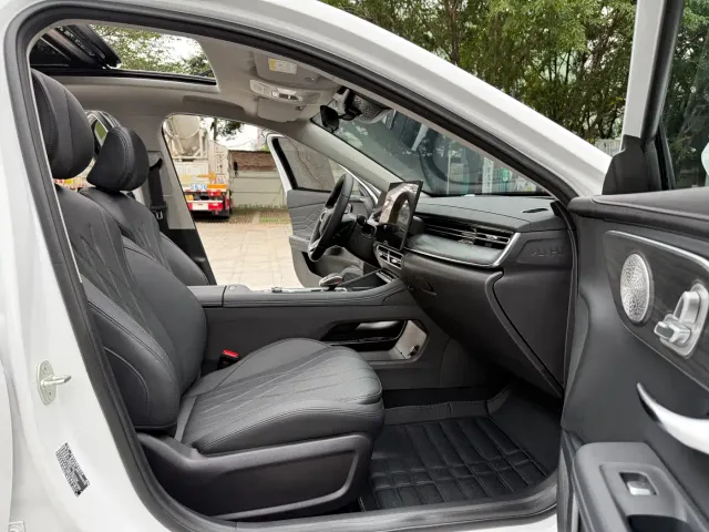 Chery Arrizo 8 PRO — Фото автомобиля 11