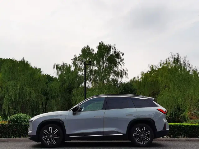 NIO NIO ES6 2022 Model 100kWh Sport — Фото автомобиля 7