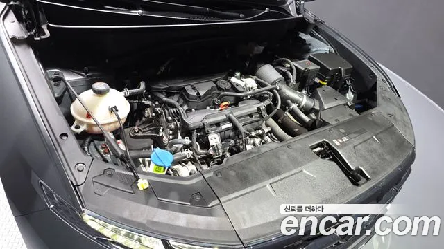 Hyundai Tucson Tucson (NX4) Бензин 1.6 Turbo 4WD — Фото автомобиля 3