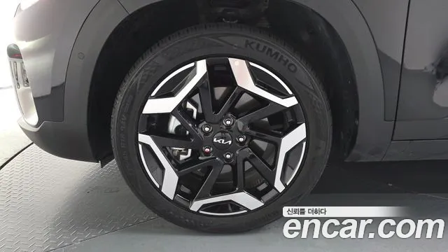 Kia Seltos — Фото автомобиля 5