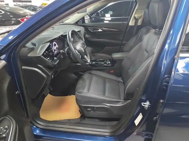 Buick Envision Plus — Фото автомобиля 6