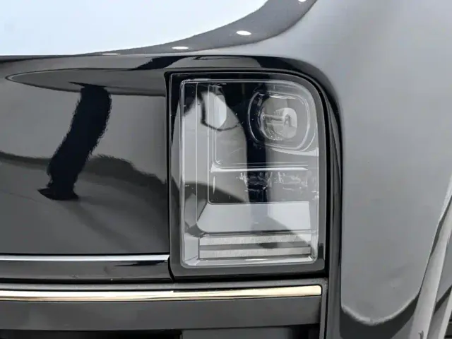 Li Auto L9 — Фото автомобиля 11