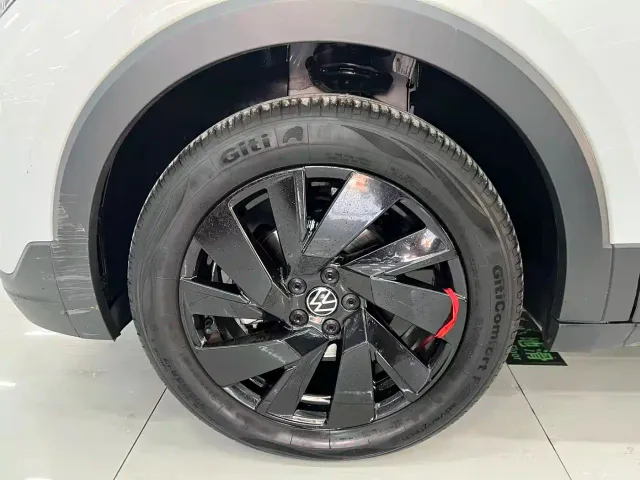 Volkswagen Tharu — Фото автомобиля 20