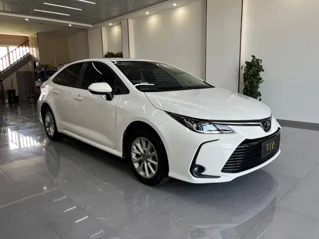 Toyota Corolla — Фото автомобиля 3