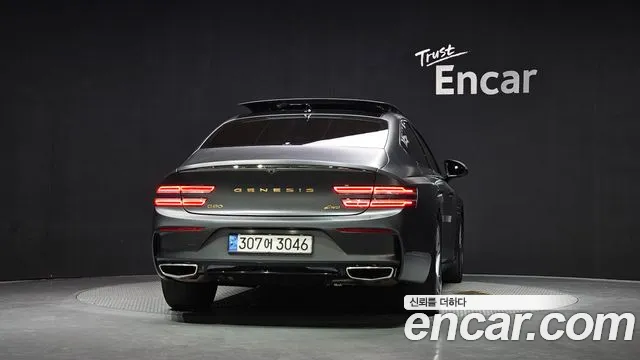 Genesis G80 Бензин 2.5 турбо AWD — Фото автомобиля 4