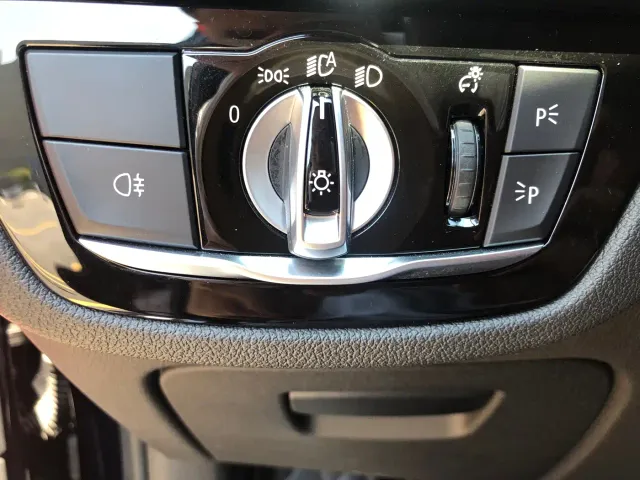 BMW 5 Series — Фото автомобиля 19