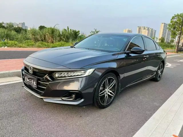 Фотография автомобиля — Honda Accord
