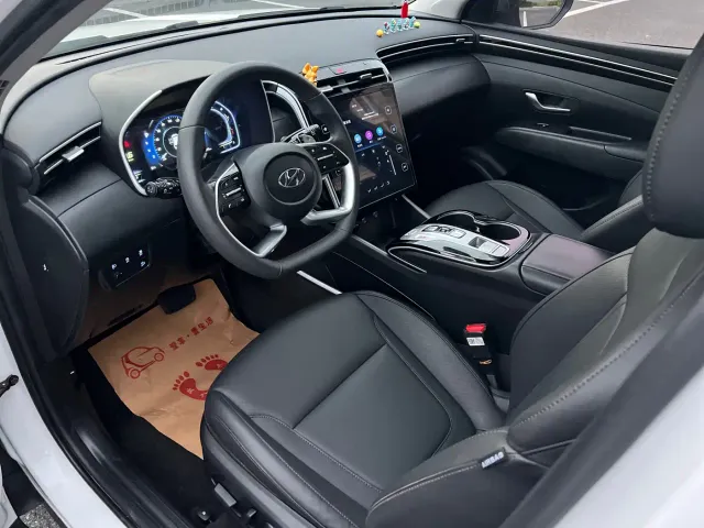 Hyundai Tucson — Фото автомобиля 8