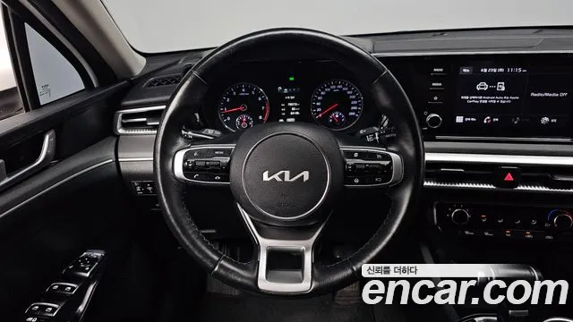 Kia K5 K5 3 поколение 2.0 LPI(Для проката) — Фото автомобиля 13