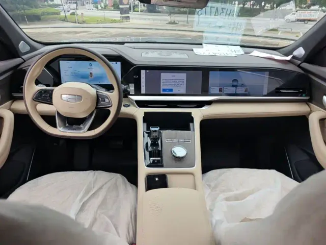 Geely Xingyue L — Фото автомобиля 9