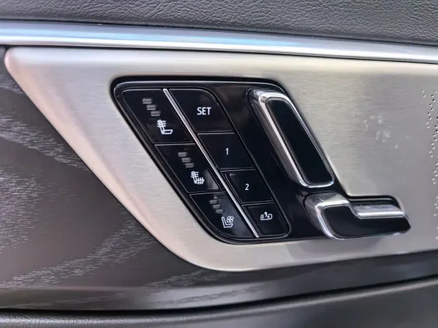 Cadillac CT6 — Фото автомобиля 19