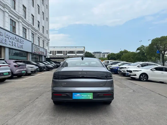 BYD Seal 05 DM-i — Фото автомобиля 6