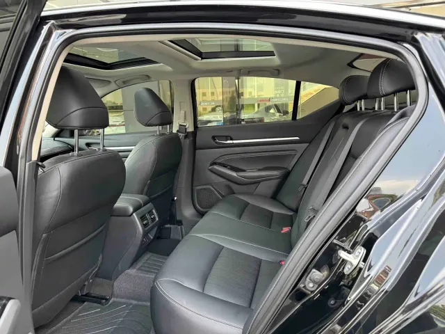 Nissan Teana — Фото автомобиля 6