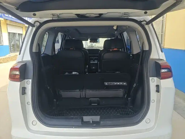 GAC Trumpchi M6 — Фото автомобиля 18