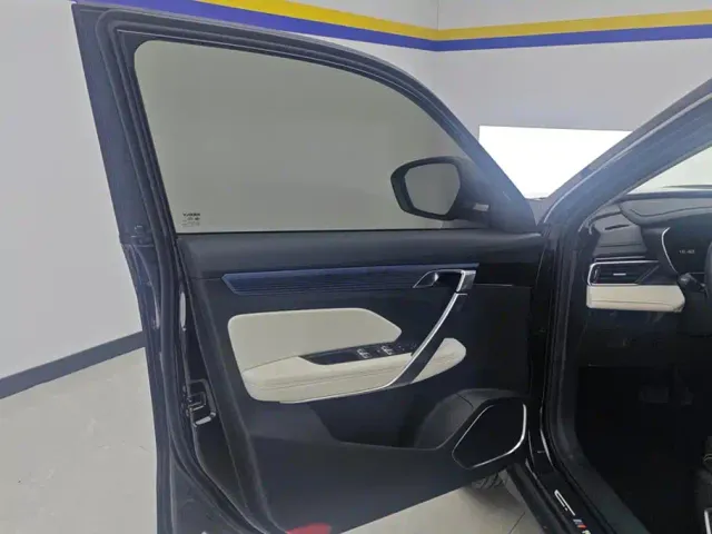 Geely Boyue — Фото автомобиля 7