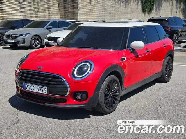 Фотография автомобиля — MINI Clubman