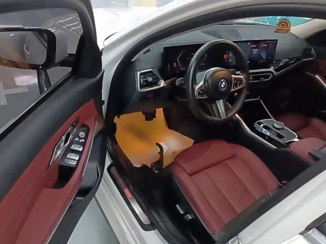 BMW i3 — Фото автомобиля 15