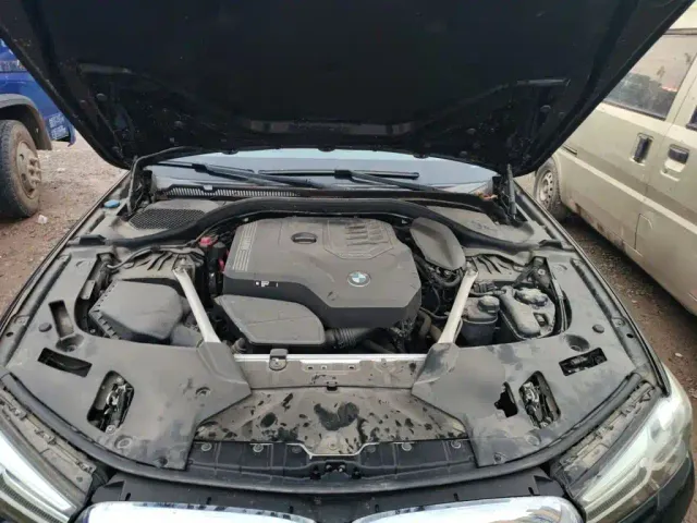 BMW 5 Series — Фото автомобиля 21