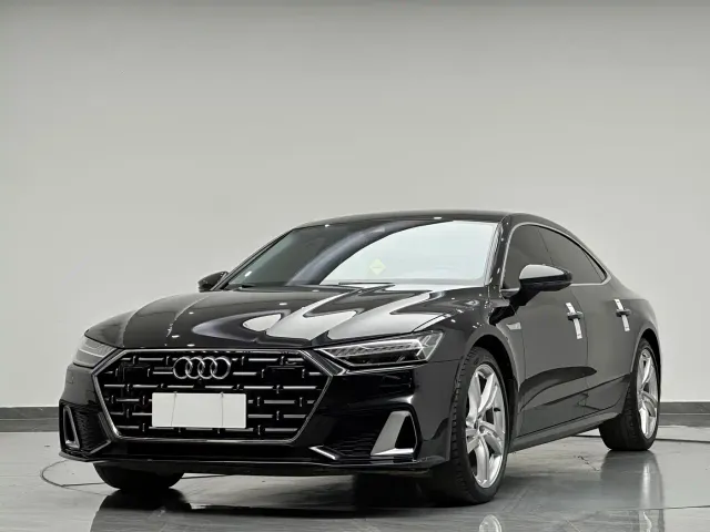 Фотография автомобиля — Audi A7L