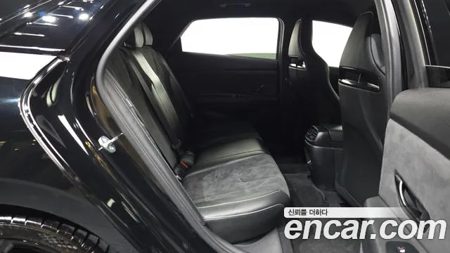 Hyundai Avante CN7 — Фото автомобиля 17
