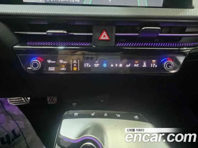 Kia EV6 — Фото автомобиля 11