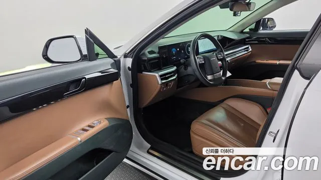 Hyundai Grandeur GN7 — Фото автомобиля 15