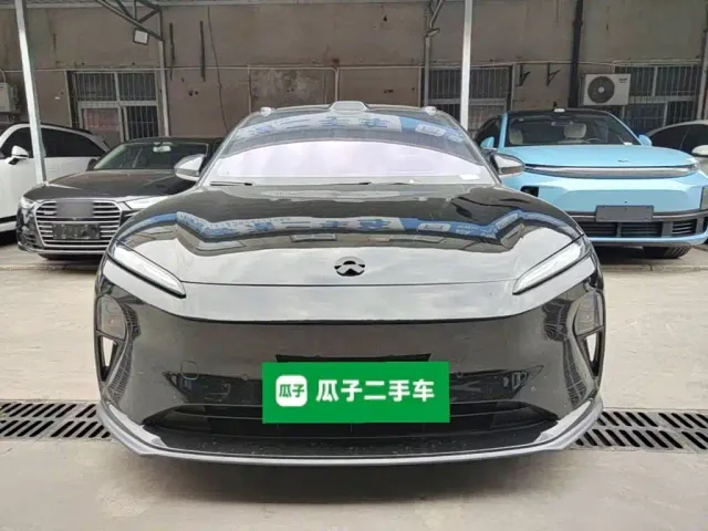 Nio ET5 — Фото автомобиля 2