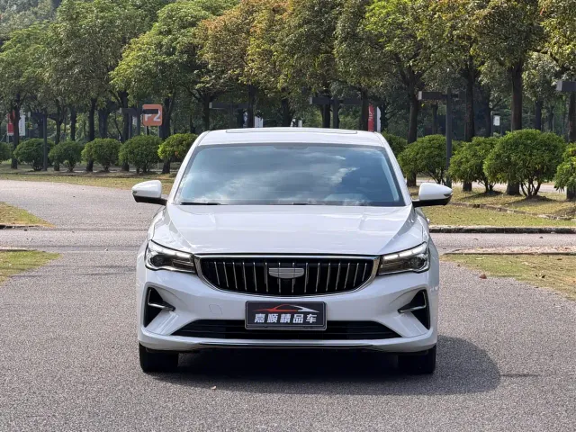 Geely Emgrand — Фото автомобиля 2