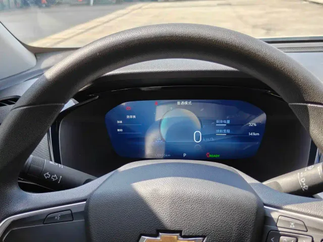 Chevrolet Menlo — Фото автомобиля 11