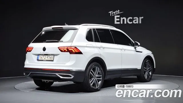 Volkswagen Tiguan Generation 2 — Фото автомобиля 2