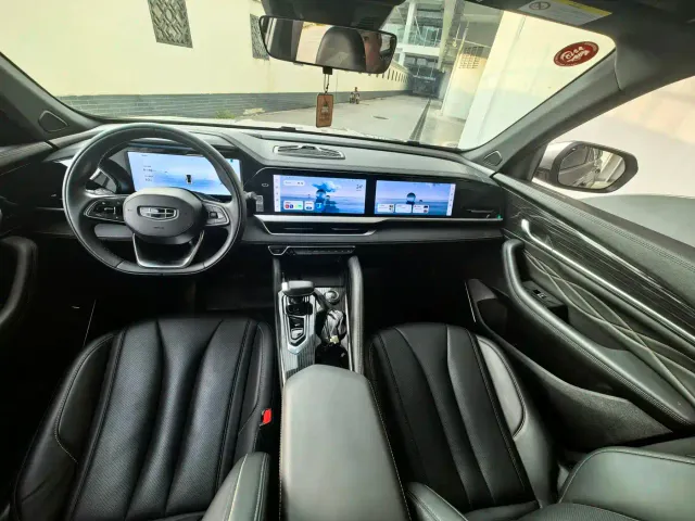 Geely Xingyue L — Фото автомобиля 4