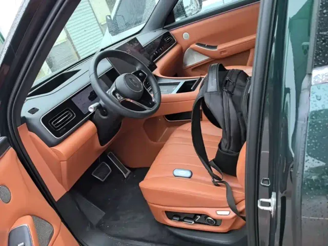 Aito M7 — Фото автомобиля 14